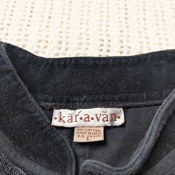 VTG Goth Kar-a-Van Embroidered Beaded Button Up Shirt LS Black Women's Large - Picture 4 of 8